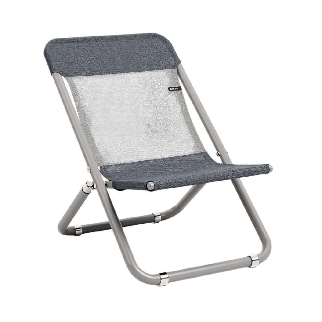 Compact Folding Beach Chair with Ergonomic Design and Durable Fabric